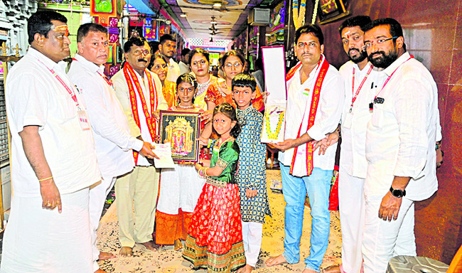 గుంటూరు రేంజ్‌ కార్యాలయ ఆవరణలో వేడుకలు    1