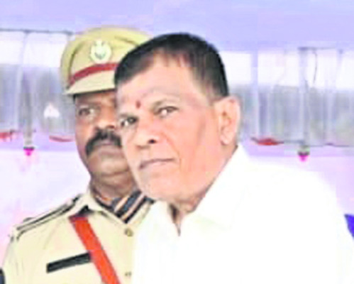 ఉత్తమ సేవలకు పురస్కారం 5