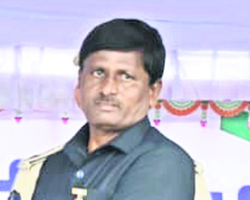 ఉత్తమ సేవలకు పురస్కారం 18