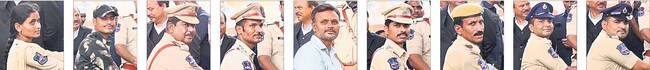 ప్రతిభకు ప్రశంస1
