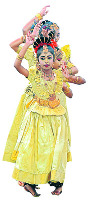 ఆర్‌డబ్ల్యూఎస్‌ శకటానికి ప్రథమ బహుమతి 
3