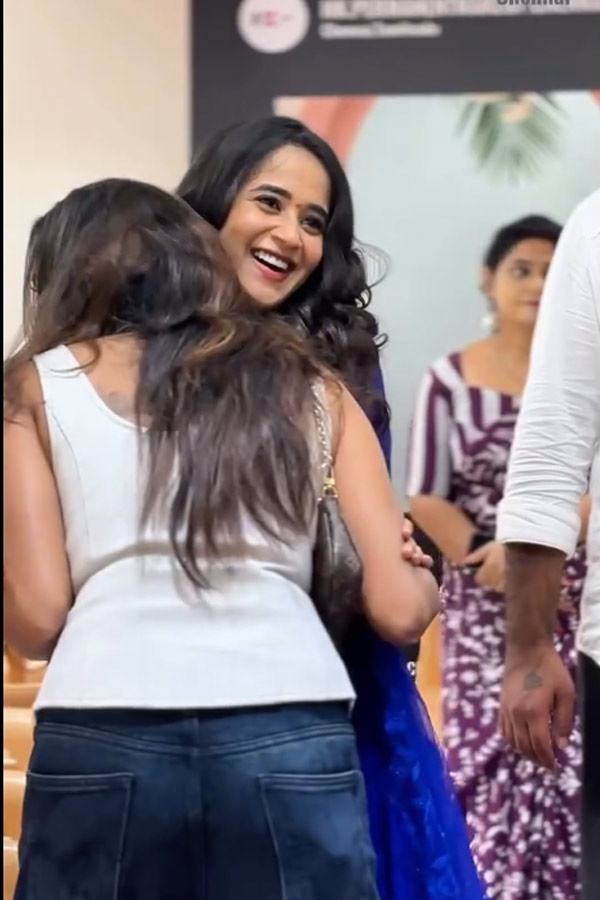 Deepthi Sunaina Opened A New Business In Chennai Photos11