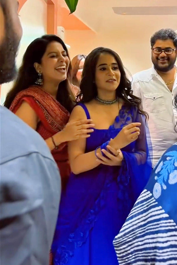 Deepthi Sunaina Opened A New Business In Chennai Photos13