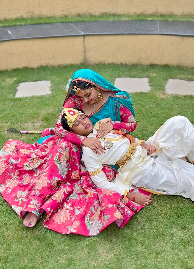 Shri Krishna Janmashtami 2025 Celebrities Photos5