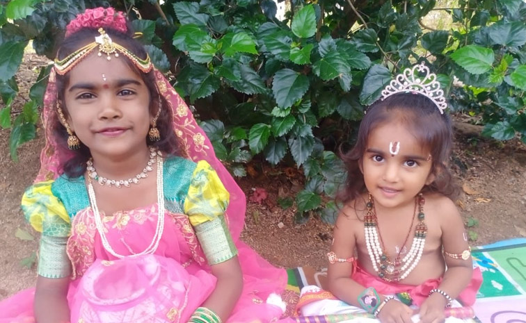 Janmashtami 2025: Beautiful Pics of Kids in Radha and Krishna Getup27