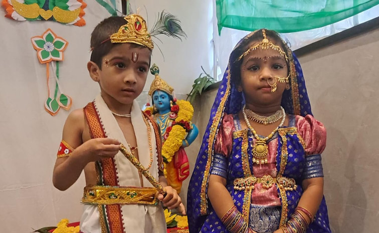 Janmashtami 2025: Beautiful Pics of Kids in Radha and Krishna Getup31