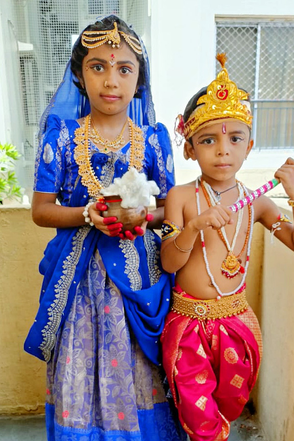 Janmashtami 2025: Beautiful Pics of Kids in Radha and Krishna Getup17