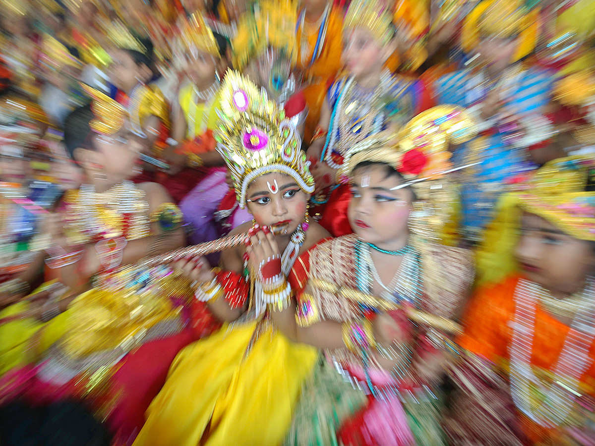 sri krishna janmashtami 2025 images11