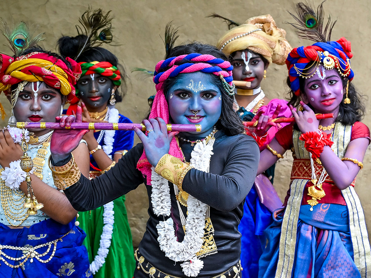 sri krishna janmashtami 2025 images15