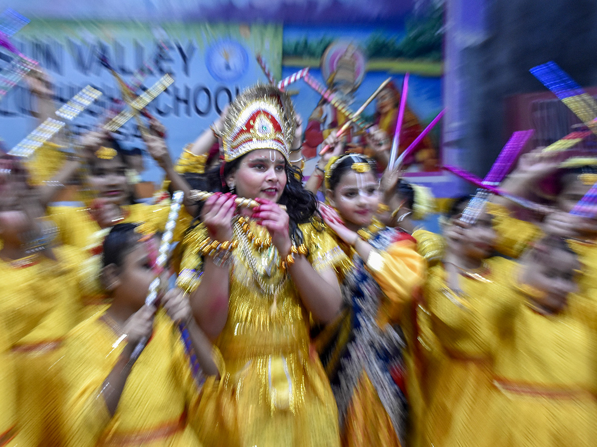 sri krishna janmashtami 2025 images5