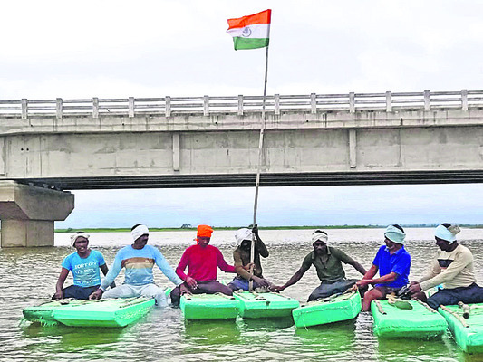 అన్నిరంగాల్లో అభివృద్ధి 12