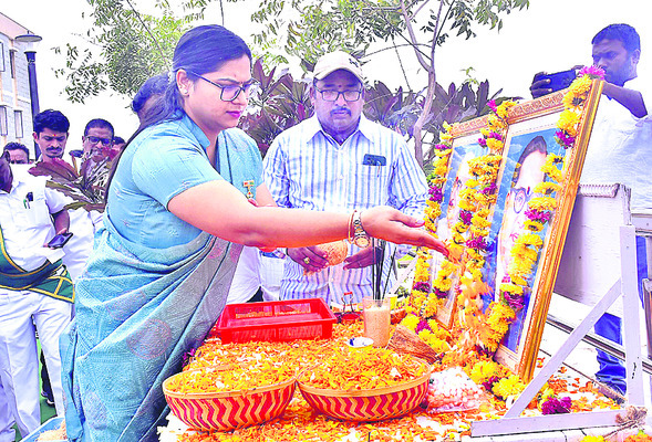 అన్నిరంగాల్లో అభివృద్ధి 13