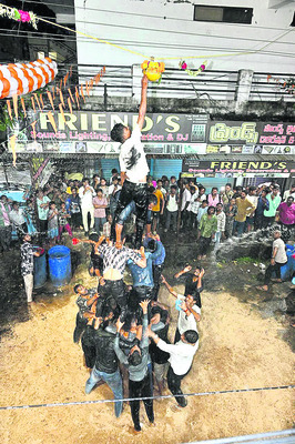 శ్రీకృష్ణా నమోనమః1