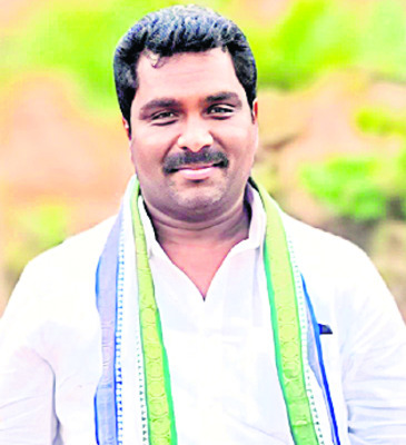 వైఎస్సార్‌సీపీ బీసీ విభాగం కార్యదర్శిగా ధర్మరాజు 
2