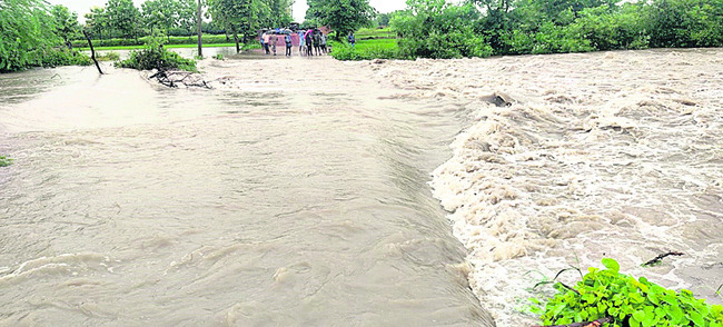 కాలనీలు జలమయం5