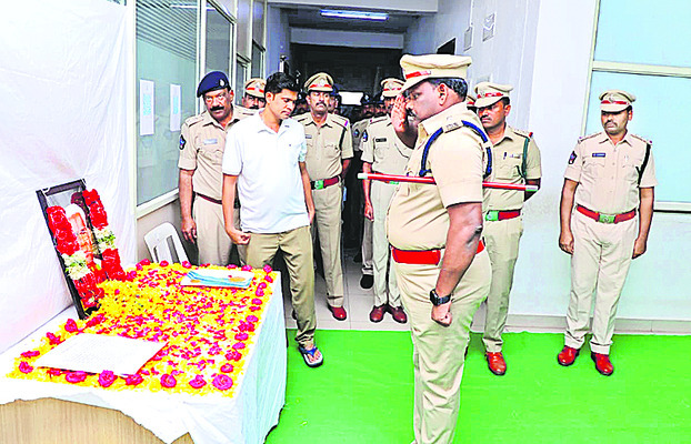 ఘనంగా సర్దార్‌ గౌతు లచ్చన్న జయంతి వేడుకలు 1