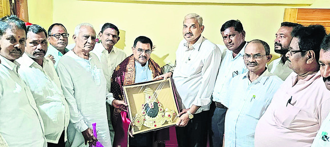 హైకోర్టు జడ్జి ఇంట సందడి 1