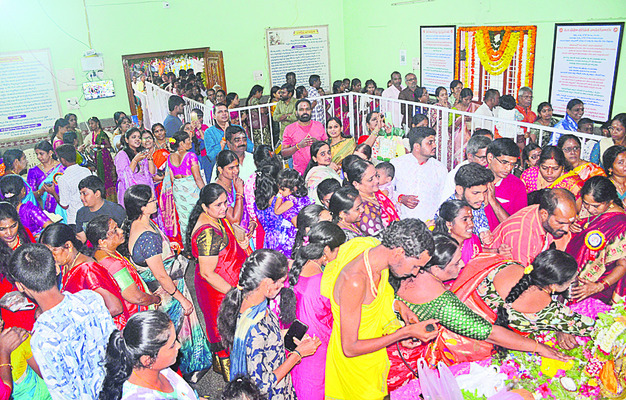 గోకుల కృష్ణ.. గోపాల కృష్ణ1