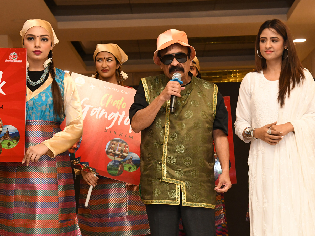 Traditional fashion show held at Begumpet Country Club2