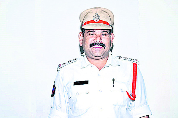 నరకప్రాయంగా.. నగర ట్రాఫిక్‌ 3
