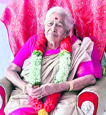 ఆధ్యాత్మిక గురువు శివైక్యం  1