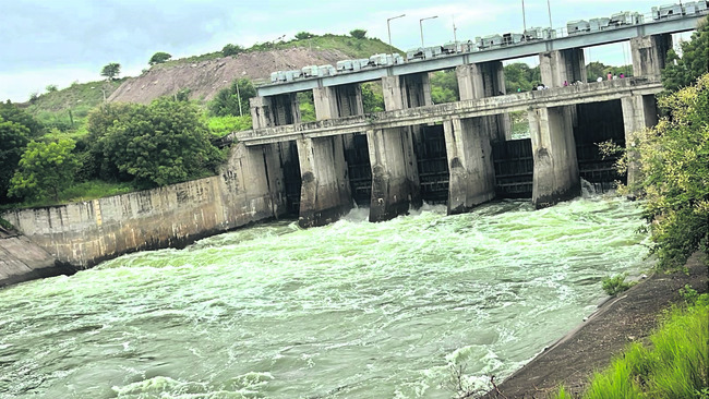 వరద ఉధృతి2