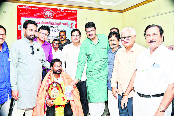 జర్నలిజానికి నిజమే ప్రాణవాయువు 1