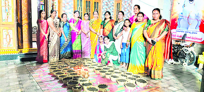 ఘనంగా తీజ్ వేడుకలు1