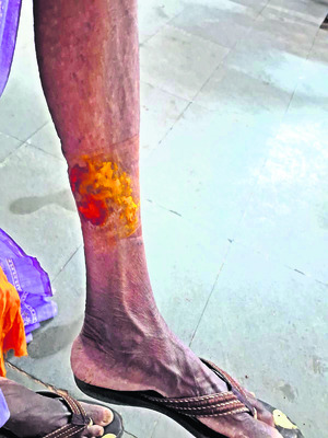 మూడు ట్రాన్స్ఫార్మర్లు ధ్వంసం1