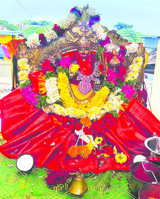 గంగమ్మ ఒడిలో దుర్గమ్మ1