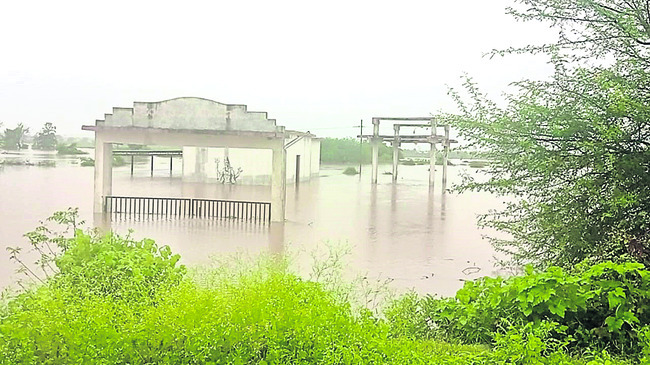 గుండేగాం వరకు నీరు..
1