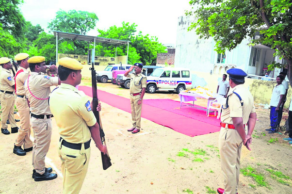 పోలీస్‌ జాగిలం పింకీకి అంతిమ వీడ్కోలు1