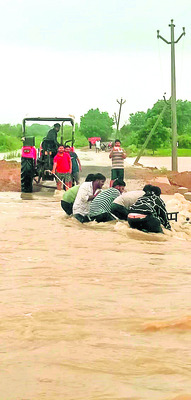 లోలెవల్‌ వంతెనలు.. హైలెవల్‌ సమస్యలు1