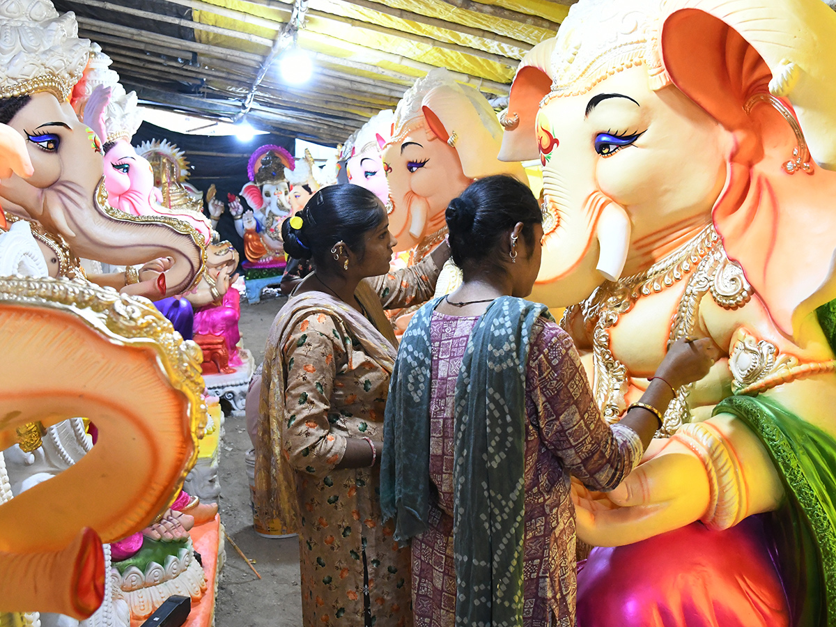 Devotional : Ganesh Chaturthi 27 Aug 2025 Photos 1
