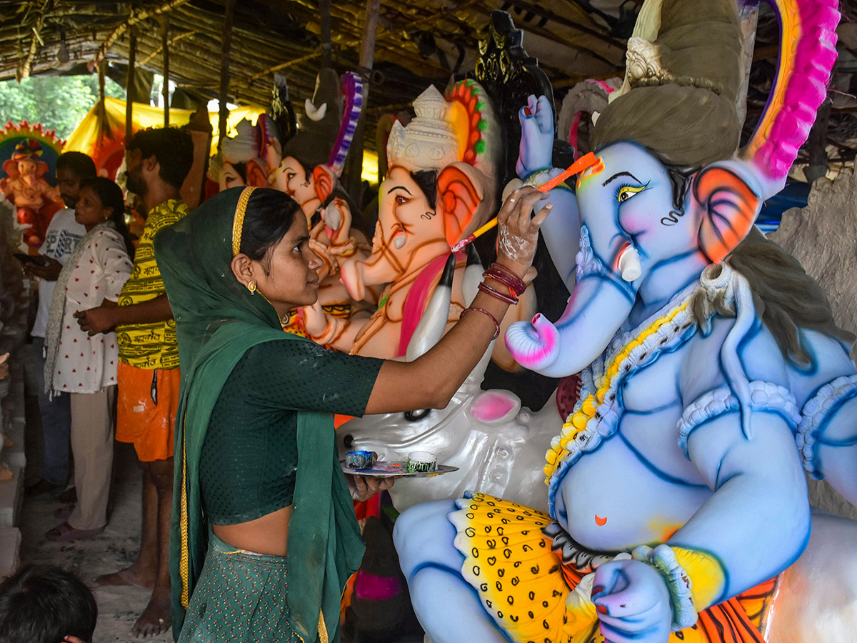 Devotional : Ganesh Chaturthi 27 Aug 2025 Photos 10