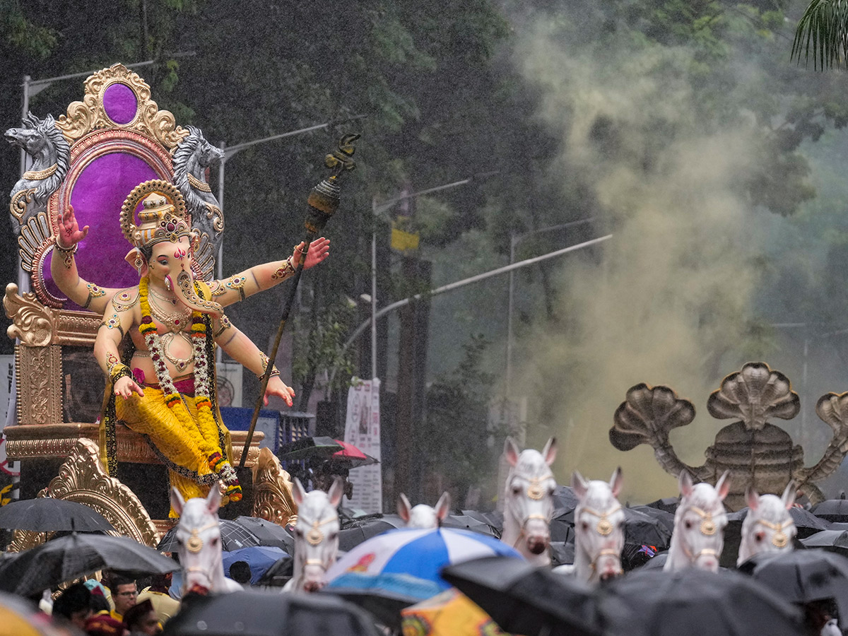 Devotional : Ganesh Chaturthi 27 Aug 2025 Photos 12
