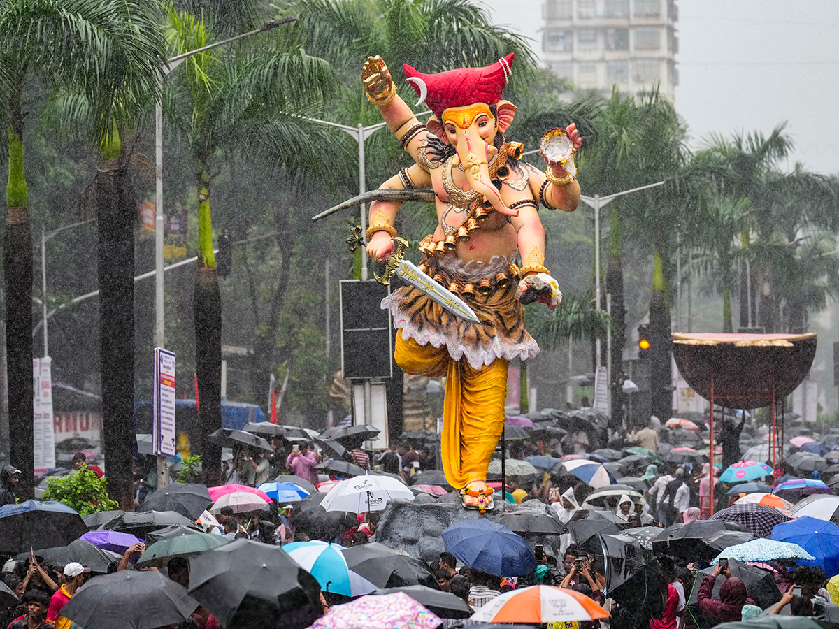 Devotional : Ganesh Chaturthi 27 Aug 2025 Photos 7