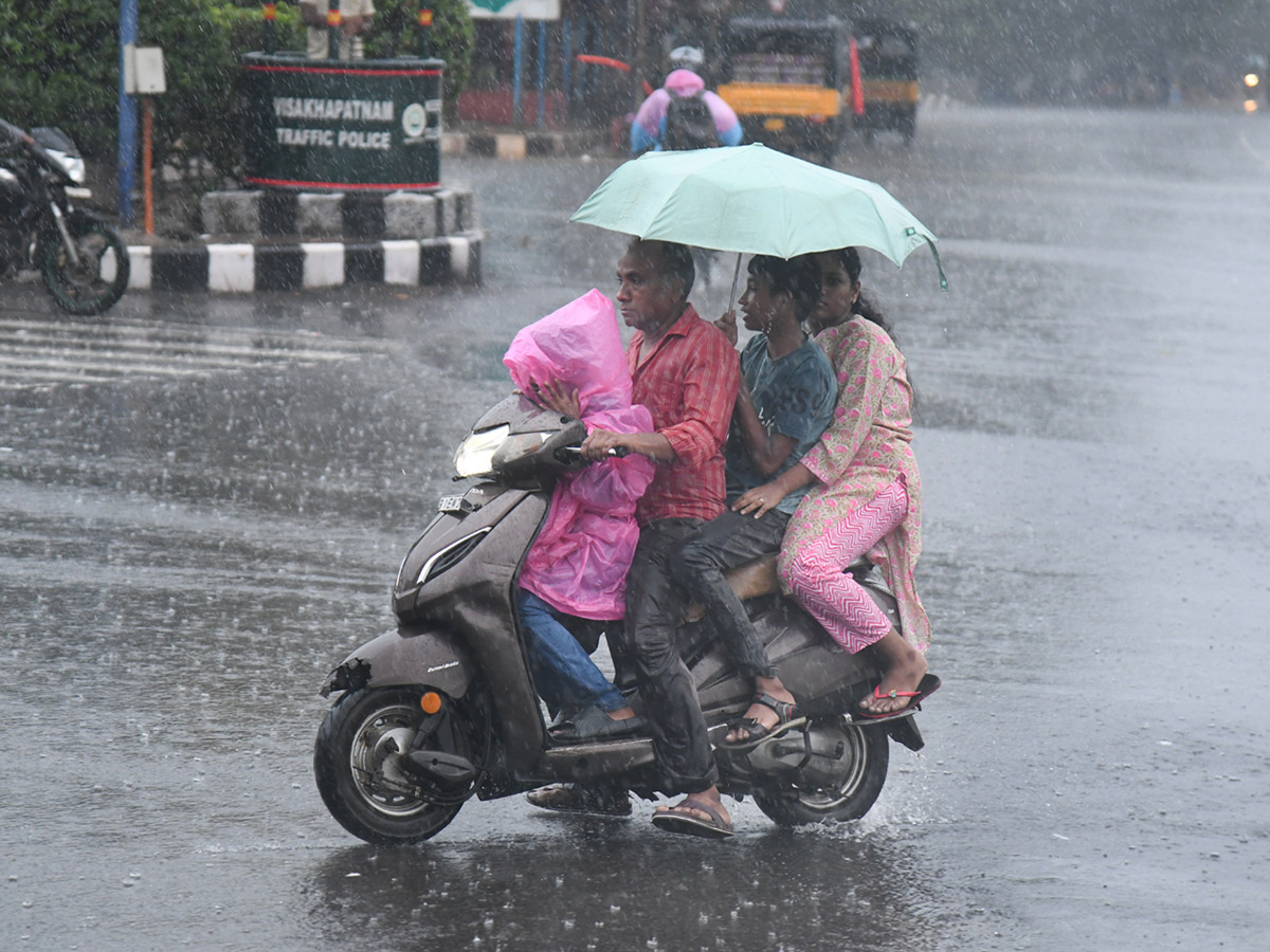 Heavy Rain in Visakhapatnam Today27
