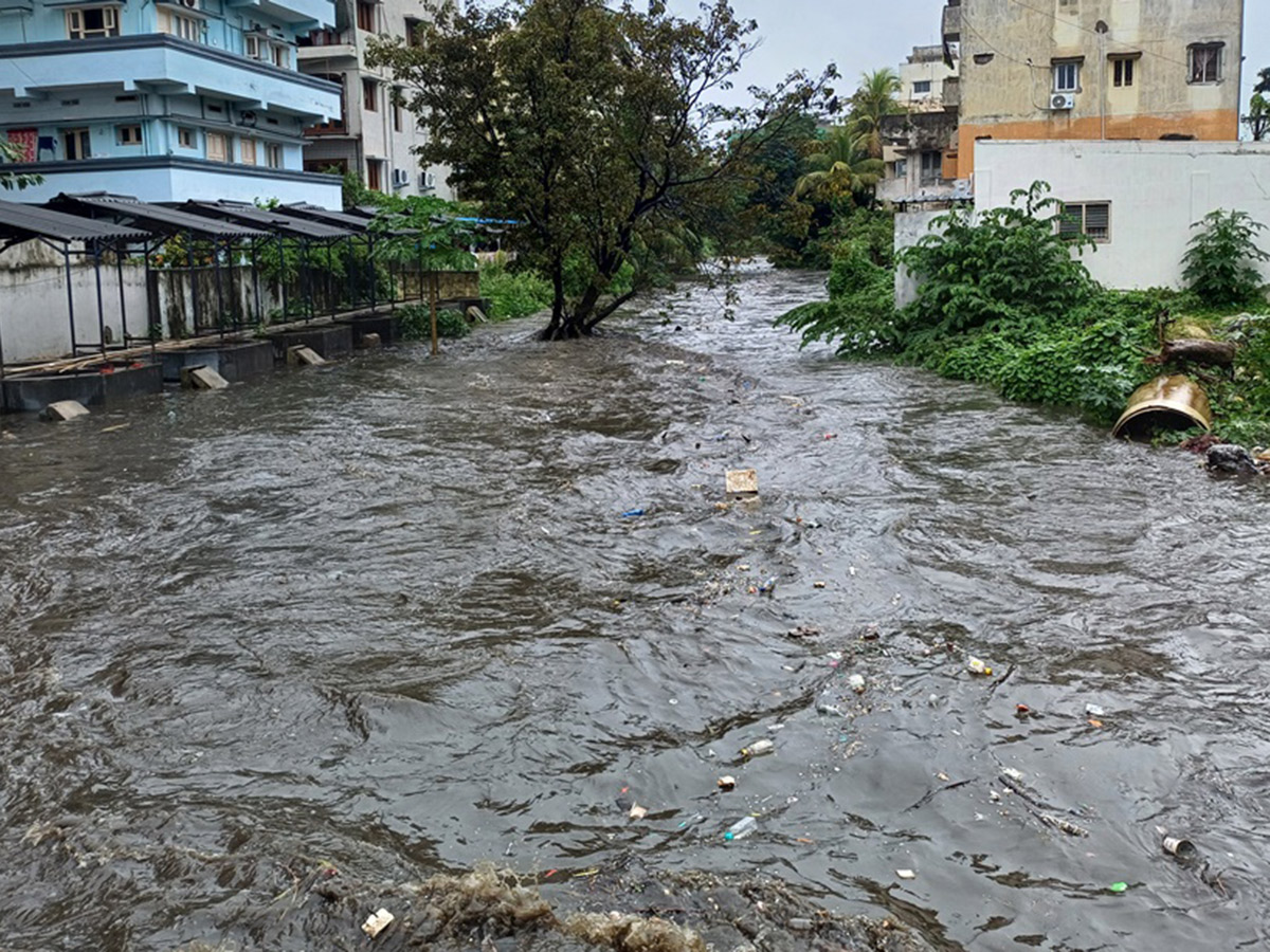 Heavy Rain in Visakhapatnam Today30