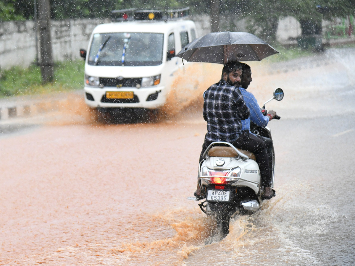Heavy Rain in Visakhapatnam Today5