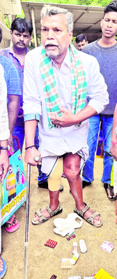 పేద బతుకులతో ఆటలా? 2