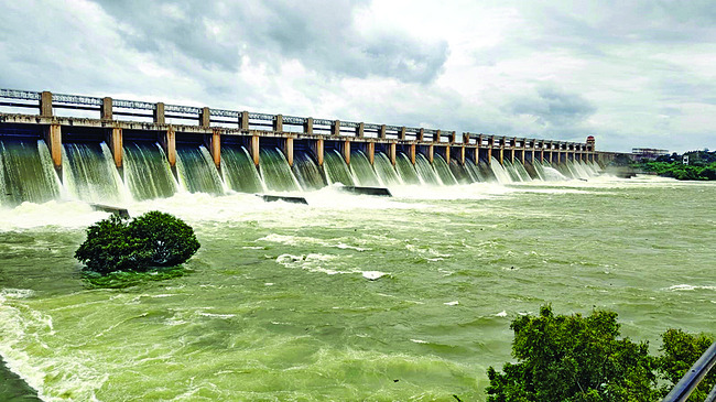తుంగభద్ర వరద ఉగ్రరూపం 1
