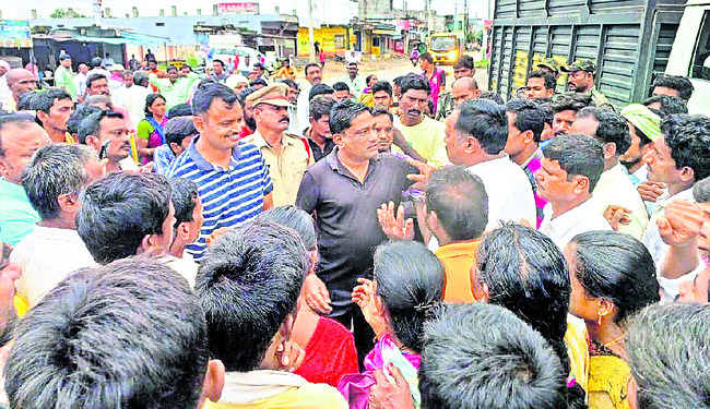 బస్తా కోసం కుస్తీ !1