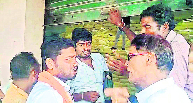 కల్యాణ సింగుపూర్‌లో రైతుల ఆందోళన 2