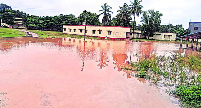 వరద తాకిడి3