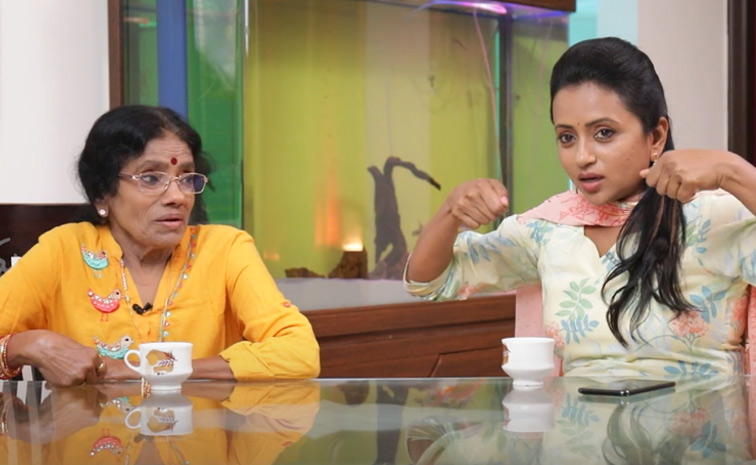 Anchor suma Mother Birthday Celebration Photos6