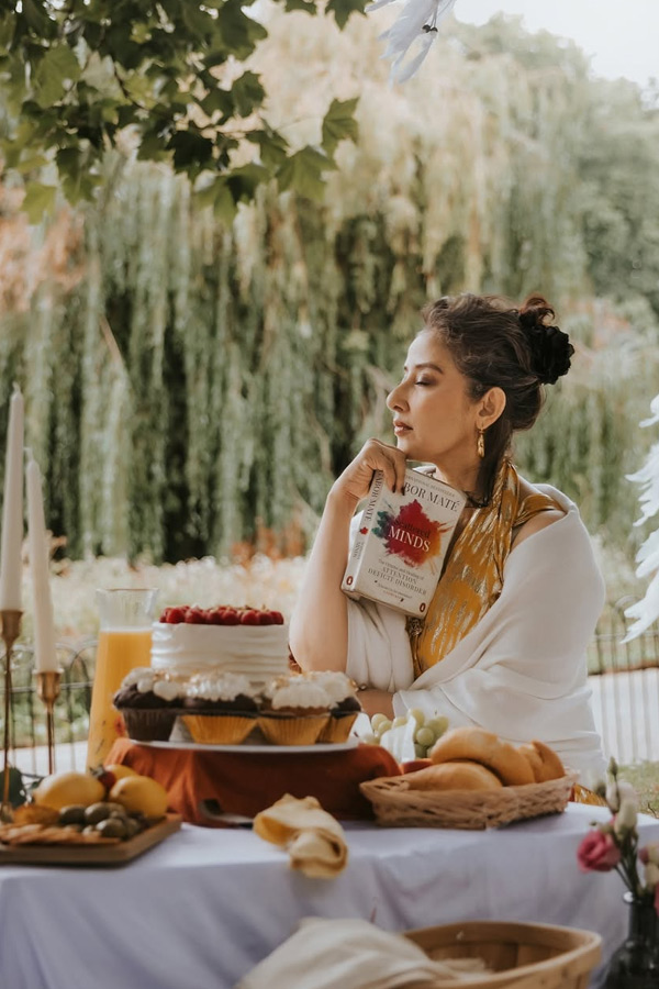Manisha Koirala celebrated her 55th birthday With Close Friends17