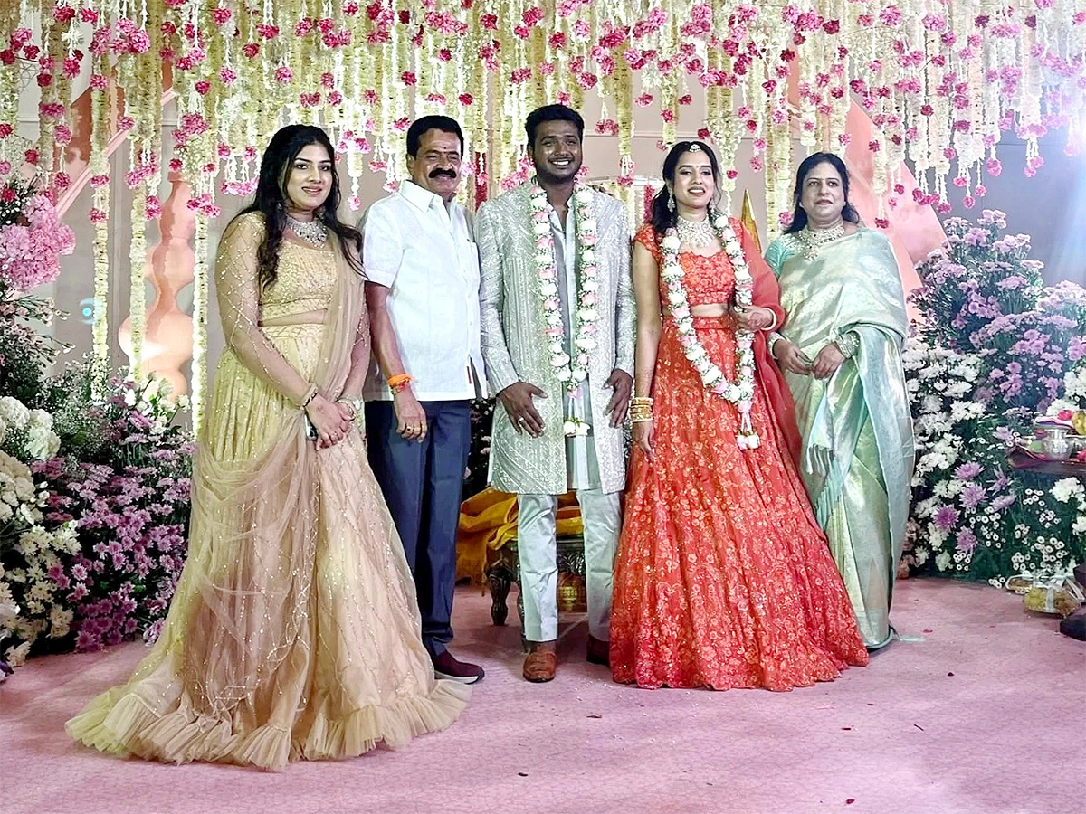 Rahul Sipligunj Engagement Harini Reddy Photos Viral Gose13
