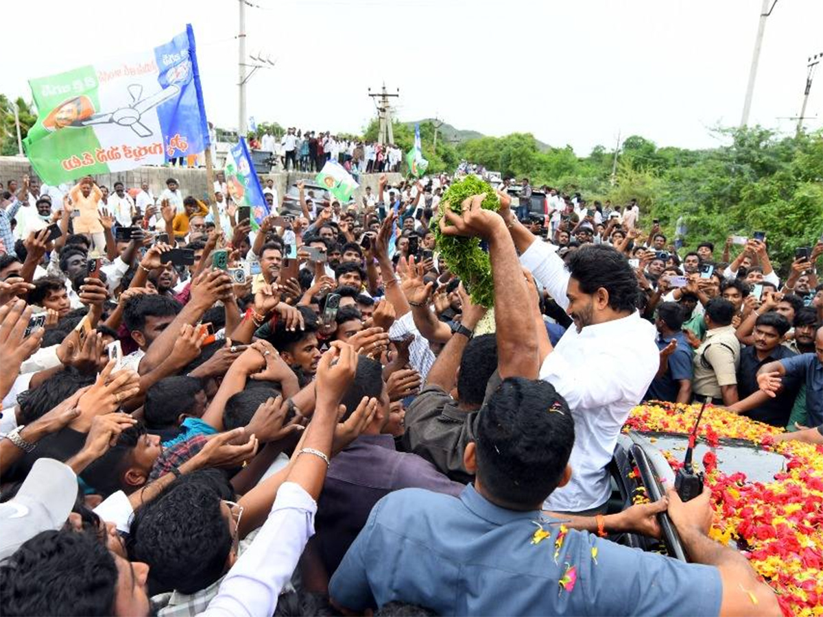 YS Jagan to Attend Wedding Reception in Annamayya District Photos12
