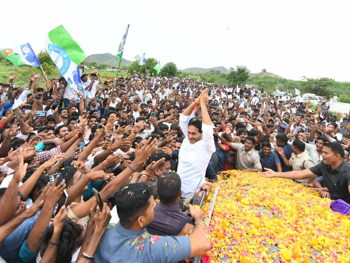 YS Jagan to Attend Wedding Reception in Annamayya District Photos13